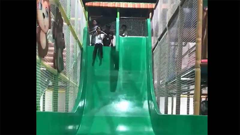 Screaming slide