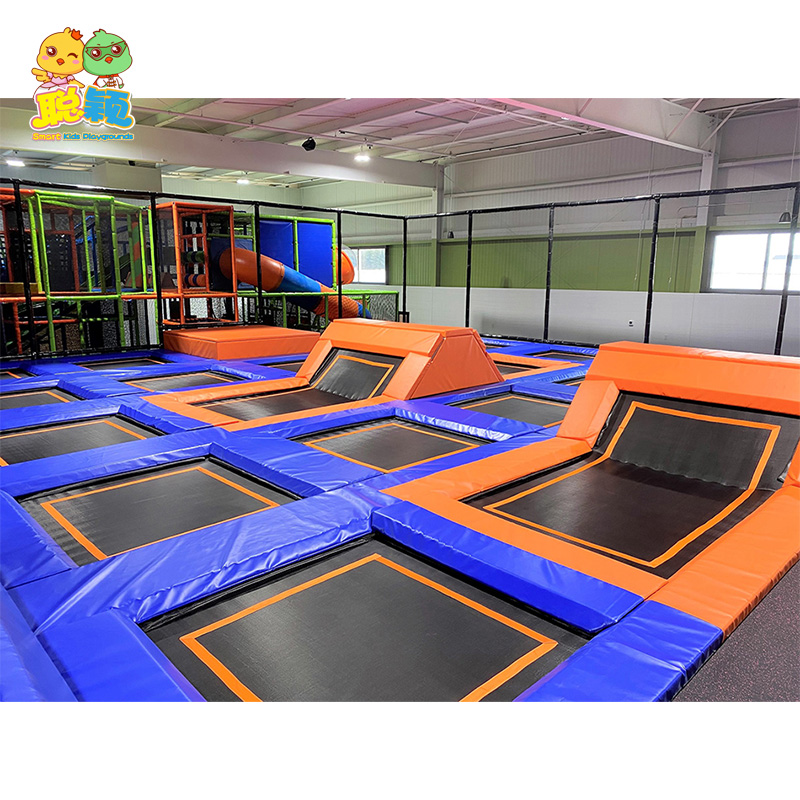Professional Manufacturer Customized Commercial Children Amumsement Park Giant Indoor Sport Trampoline Park