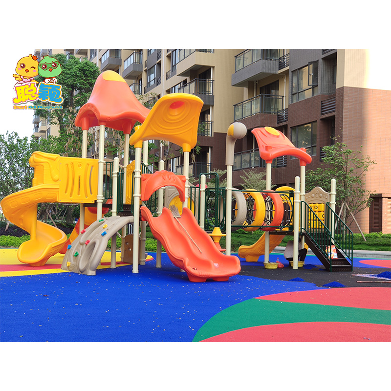 High Quality Heat Resistant Outdoor Playground Equipment Slides With CE