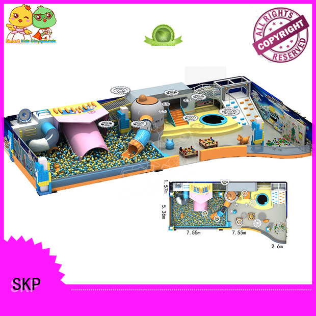 SKP Customized maze equipment Slide for plaza