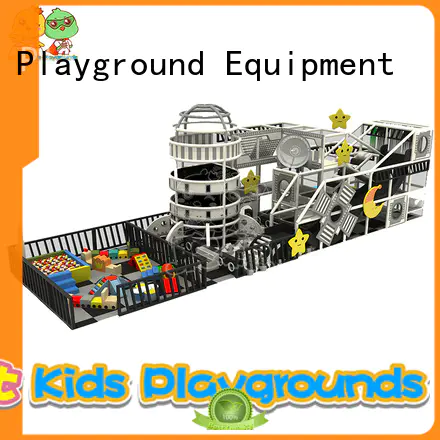 SKP National standard maze equipment supplier for kindergarden